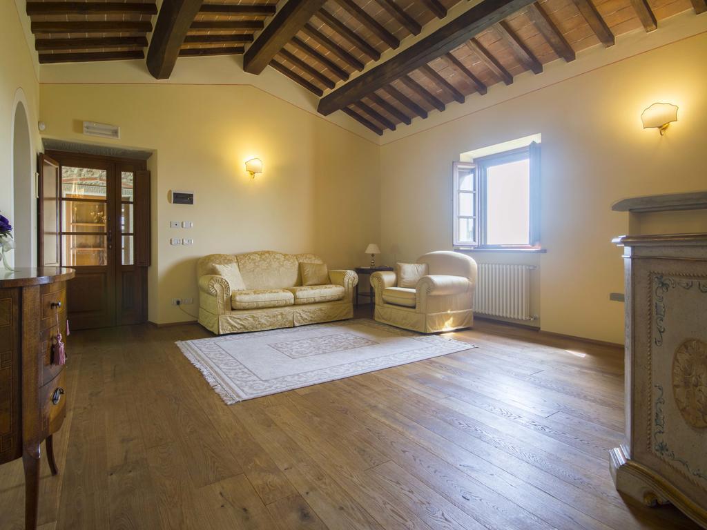 Maesta Del Sasso Villa Cortona Luaran gambar