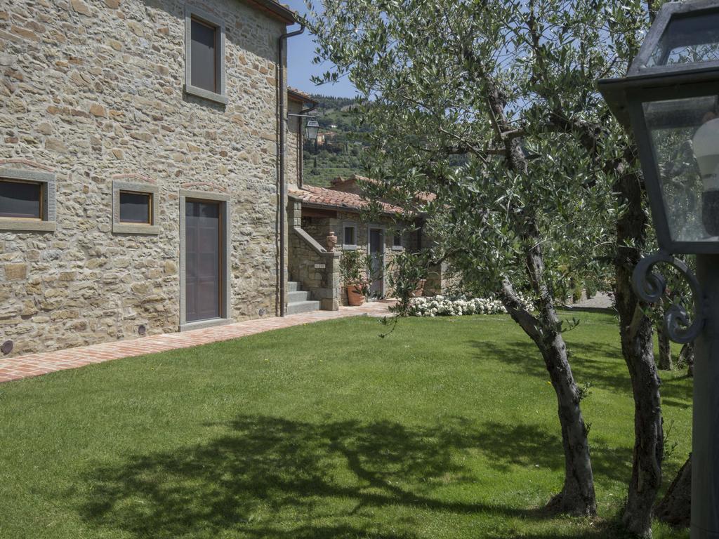 Maesta Del Sasso Villa Cortona Luaran gambar