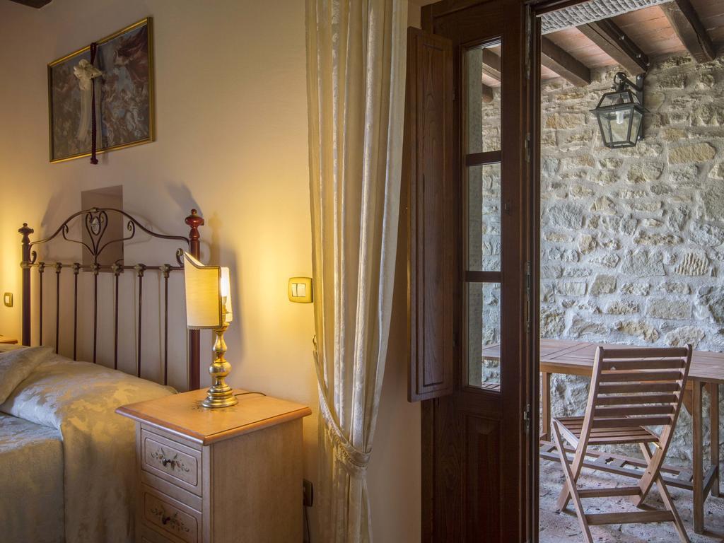 Maesta Del Sasso Villa Cortona Luaran gambar